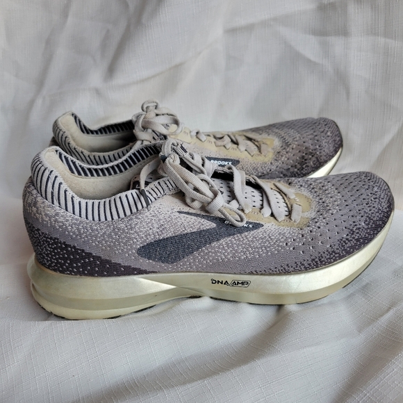 Brooks Gray Running Shoes - Picture 2 of 7